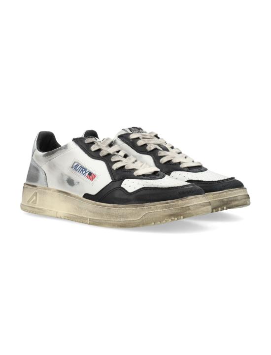 25FW 오트리 슈퍼 빈티지 메달리스트 로우 레더 스니커즈 AVLMSV11 WBS WHT BLK SLV - AUTRY