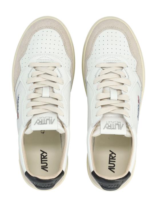 26SS 오트리 메달리스트 로우 스니커즈 AULMLS21 WB Bianco - AUTRY