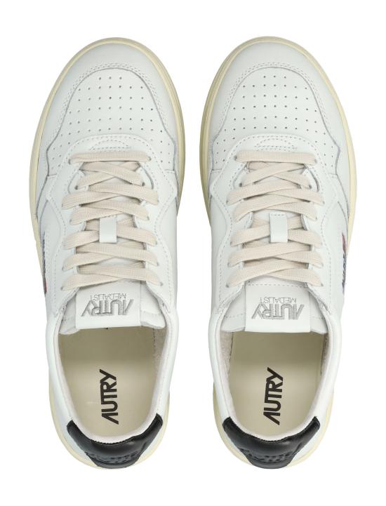 26SS 오트리 메달리스트 로우 스니커즈 AULMLL22 WB Bianco - AUTRY