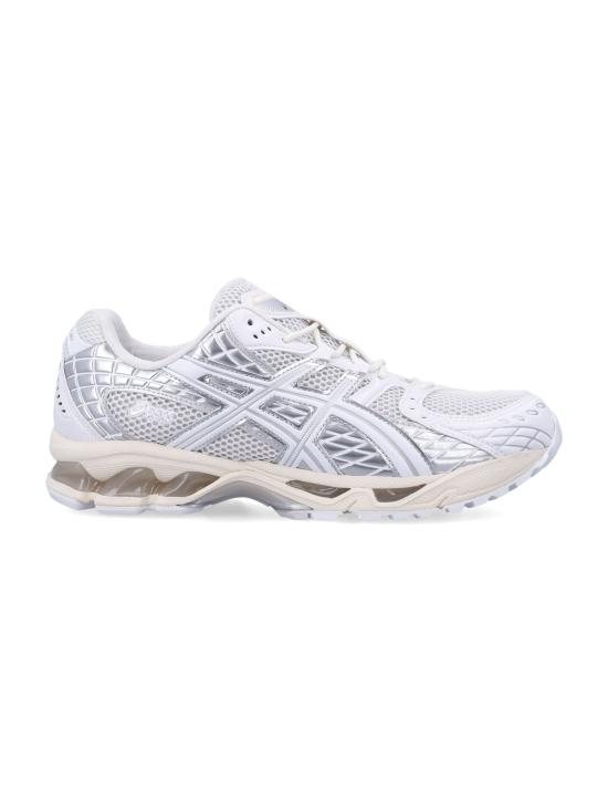 25FW 아식스 스니커즈 1203A761 100 WHITE PURE SILVER