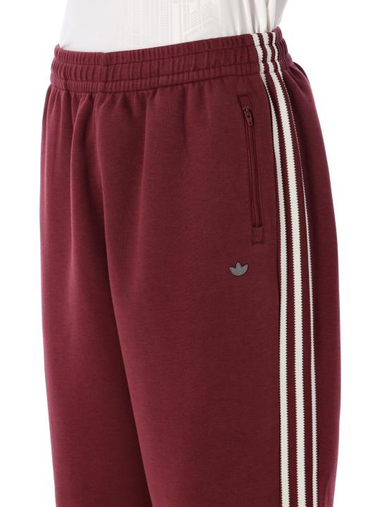 25FW 아디다스 프리미엄 트랙 팬츠 JV7592 SHARED SHADOW RED - ADIDAS