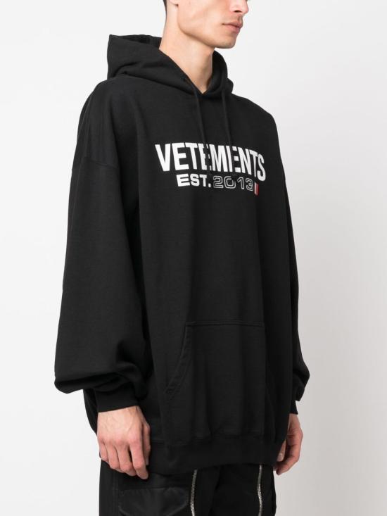  베트멍 후드 티셔츠 UE54HD100B BLACK Black - VETEMENTS