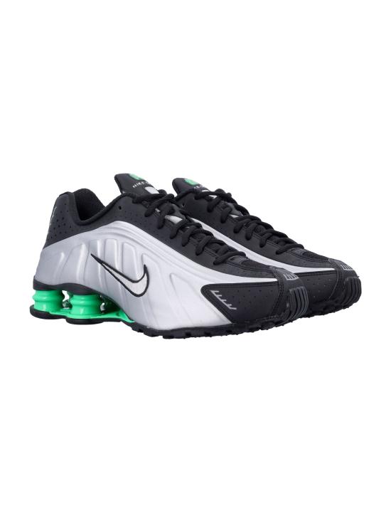 25FW 나이키 샥스 R4 스니커즈 HQ1988 006 METALLIC SILVER - NIKE