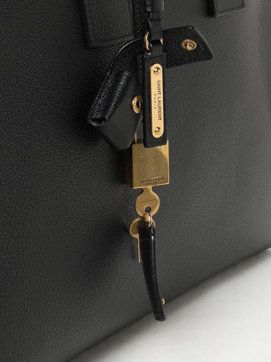 25FW 생로랑 삭 드 주르 씬 라지 백 그레인 레더 631526DTI0W 1000 Black - SAINT LAURENT