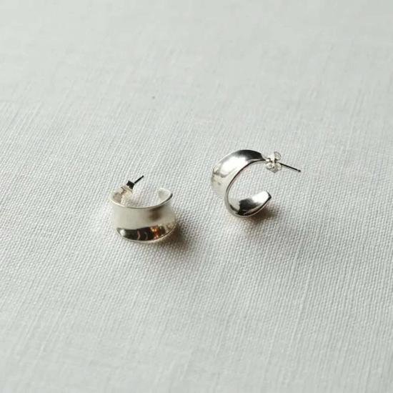  사라 사파비 주얼리 이어링 페이버 후프 귀걸이