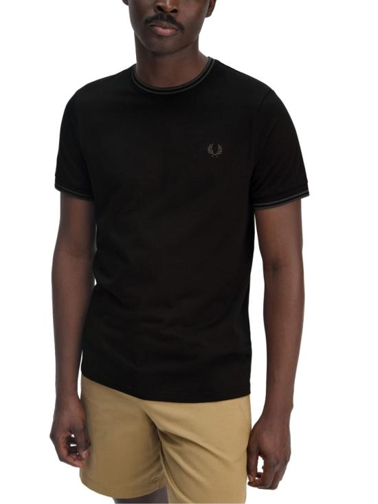25SS 프레드페리 반팔 티셔츠 FP M1588 53 Y43 BLACK - FRED PERRY