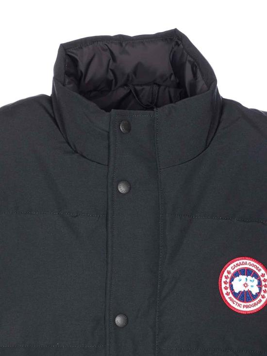 26FW 캐나다구스 프리스타일 크루 베스트 블랙 라벨 4159M9061 Black - CANADA GOOSE