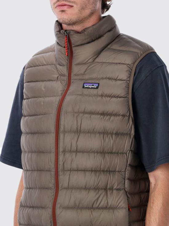 25FW 파타고니아 다운 스웨터 베스트 84623 MRLB Brown - PATAGONIA