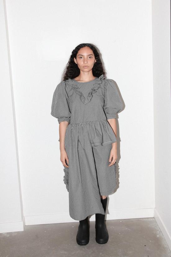  케이코 블라우스 KK Co 캐스케이드 탑 블랙 플레드