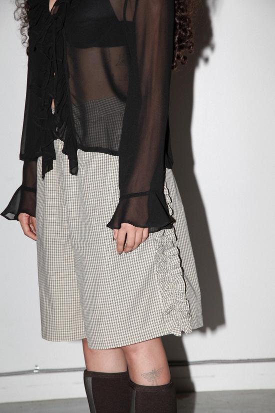  케이코 숏팬츠 KK Co 러플 스코리아 숏 크림 플레드 - KKCO