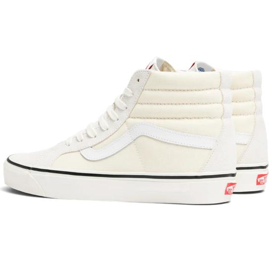 25SS 반스 스니커즈 VN0A38GFQWP - VANS
