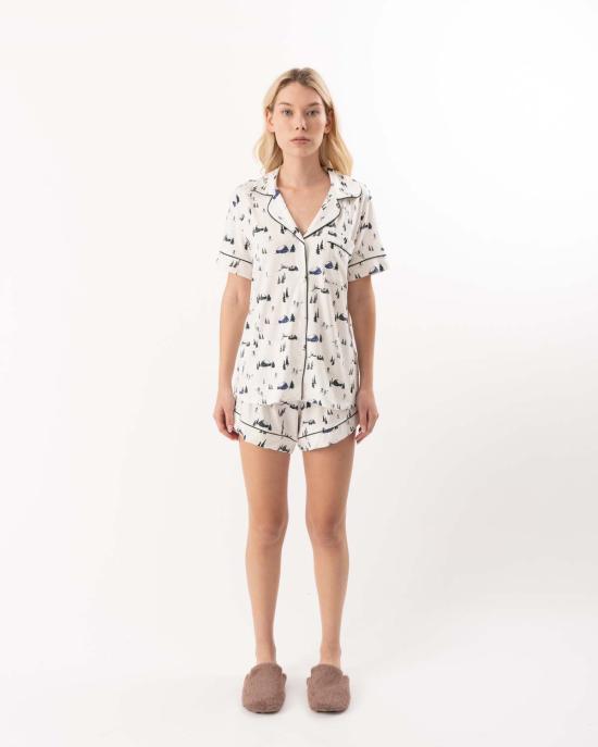  에버제이 언더웨어 지젤 프린트 릴렉스 숏 파자마 세트 스키 샬레 아이보리/파인