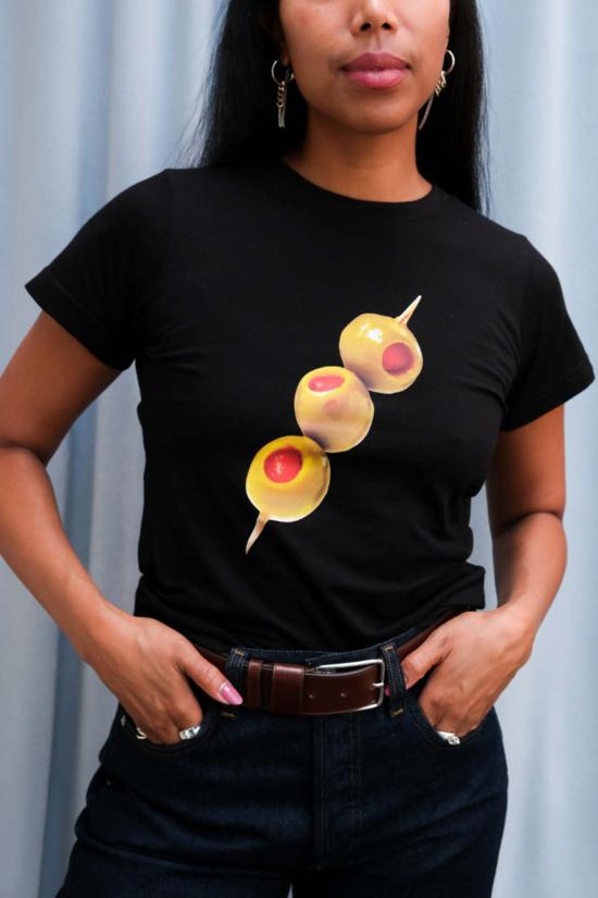  타일러 맥길리버리 반팔 티셔츠 스텔라 티 올리브