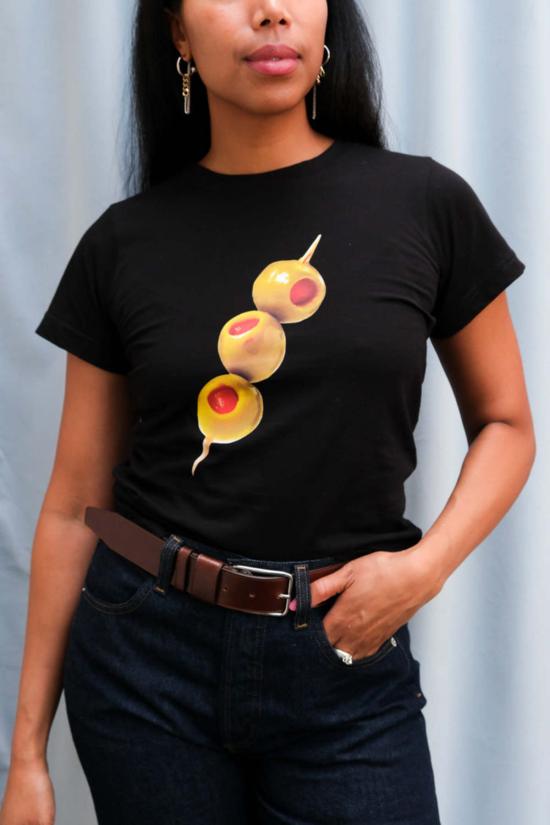  타일러 맥길리버리 반팔 티셔츠 스텔라 티 올리브 - TYLER MCGILLIVARY