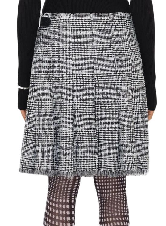  버버리 미디 스커트 8083009 A7820 Grey - BURBERRY