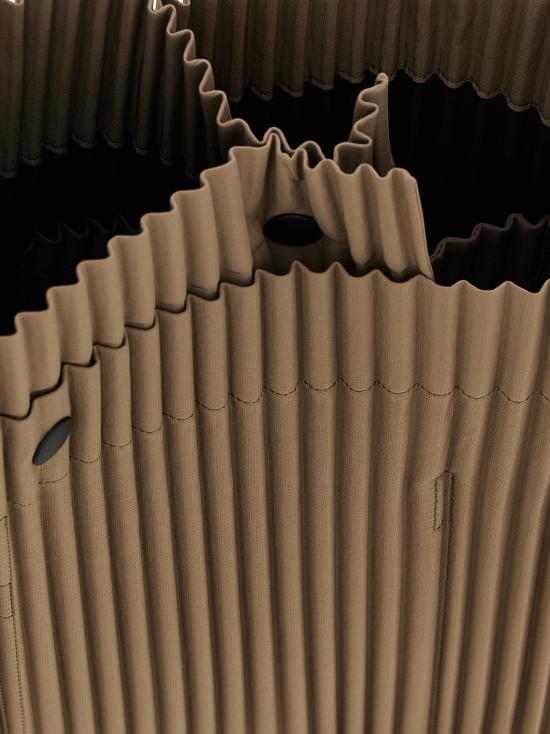 25FW 옴므 플리세 이세이 미야케 숄더백 HP58AG43119 Gray - HOMME PLISSE' ISSEY MIYAKE