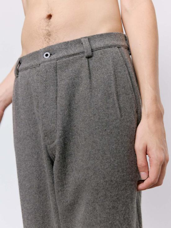  Evan Kinori 스트레이트 팬츠 에반 키노리 미드 그레이 브러시드 울 & 캐시미어 싱글 플리트 팬츠 - OTHER BRANDS