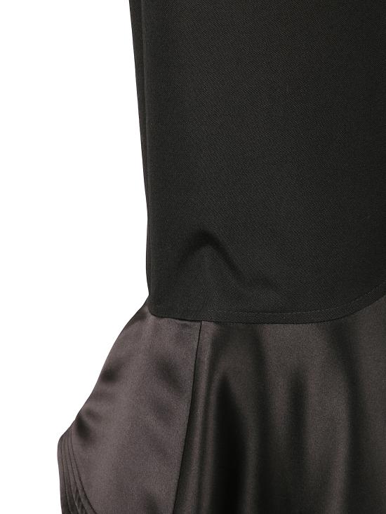 25FW 펜디 미디 스커트 FQ7687 AJYFF0GME Black - FENDI