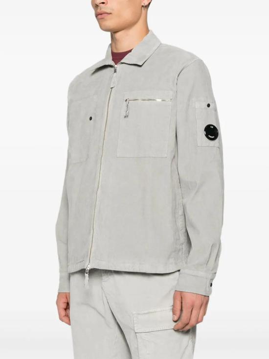 25FW 씨피 컴퍼니 렌즈 와펜 코듀로이 집업 오버셔츠 19CMOS097A006410O 331 DS026610 - C.P. COMPANY