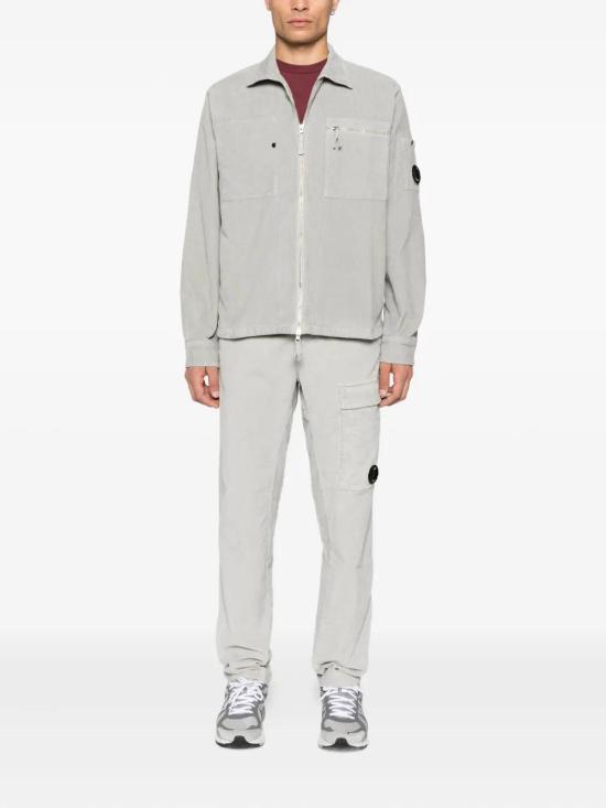 25FW 씨피 컴퍼니 렌즈 와펜 코듀로이 집업 오버셔츠 19CMOS097A006410O 331 DS026610 - C.P. COMPANY