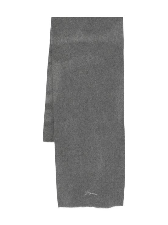 25FW 자크뮈스 머플러/스카프 ACU00792AK00290970 DARK GREY DOM