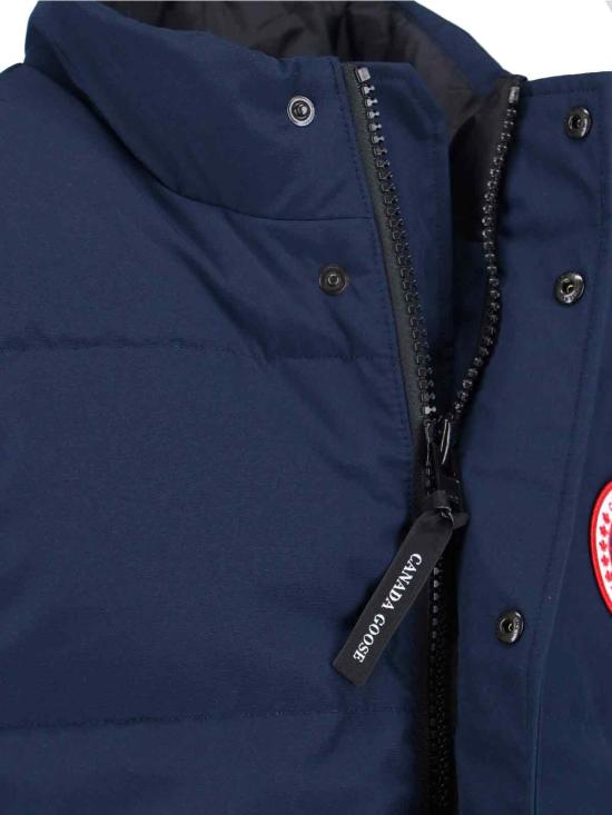 25FW 캐나다구스 프리스타일 크루 베스트 블랙 라벨 4159M9063 ATLANTIC NAVY DOM - CANADA GOOSE