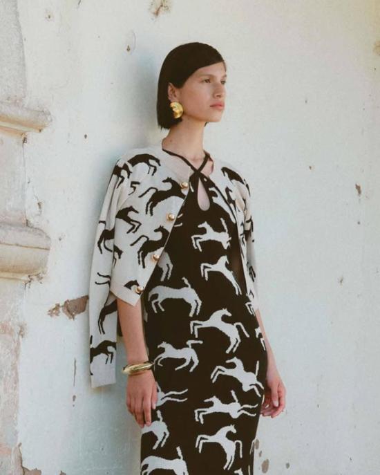  캐롤리나 케이 가디건 캐롤라이나 K 와일드 호스 카디건