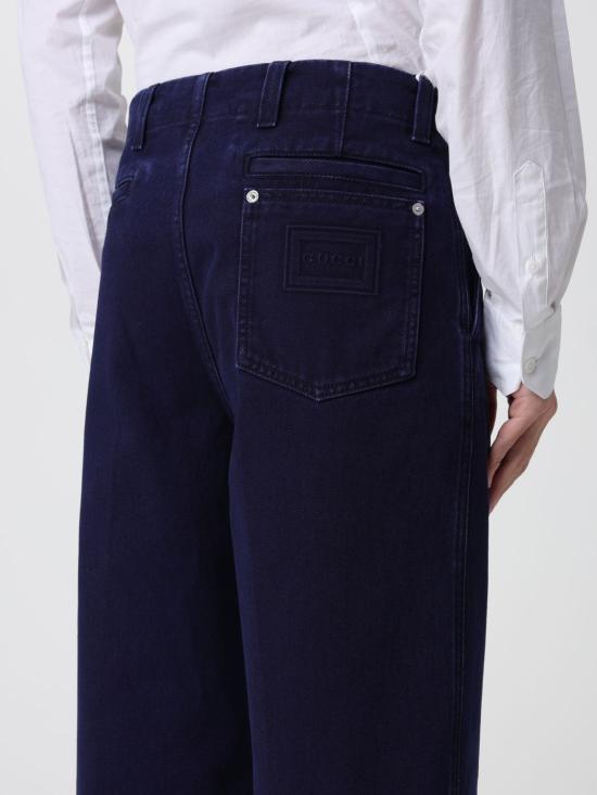 25FW 구찌 엠보스 라벨 워시드 데님 팬츠 엠보스 라벨 워시드 데님  835168XDDA8 4447 Blue - GUCCI