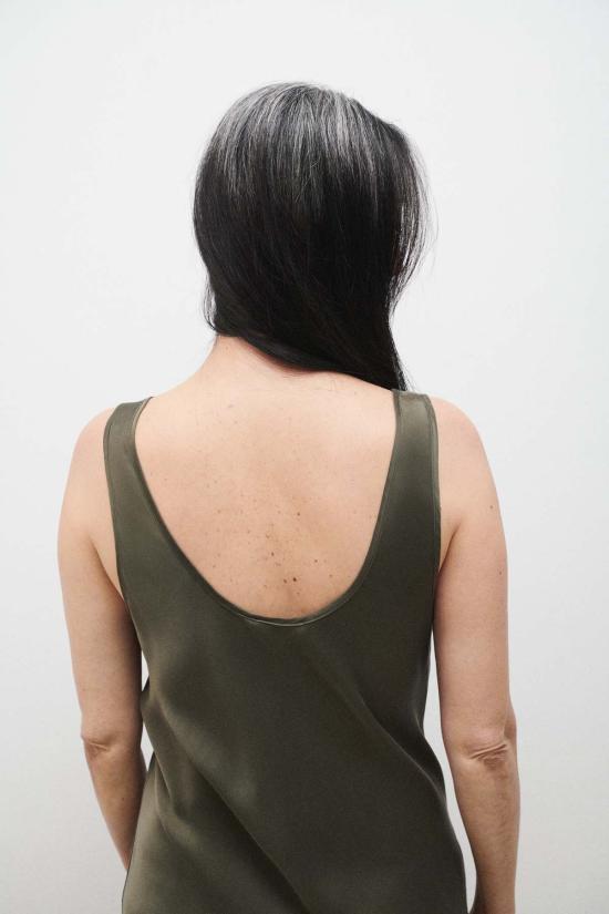  실크 런드리 롱 원피스 스쿠프 넥 드레스 - SILK LAUNDRY