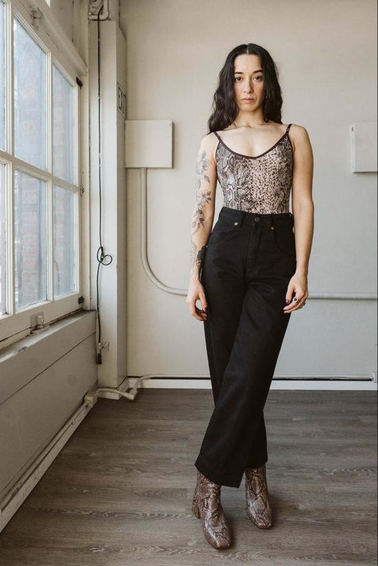  베이스레인지 바디수트 티셔츠 스네이크 세라 바디 - BASERANGE