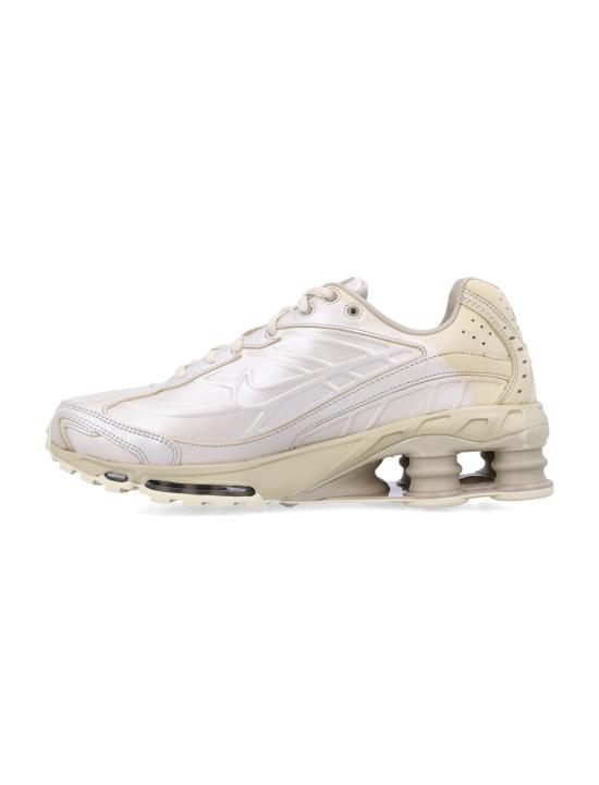25FW 나이키 샥스 라이드 2 IH3653 095 METALLIC SILVER LIGHT KHAKI - NIKE