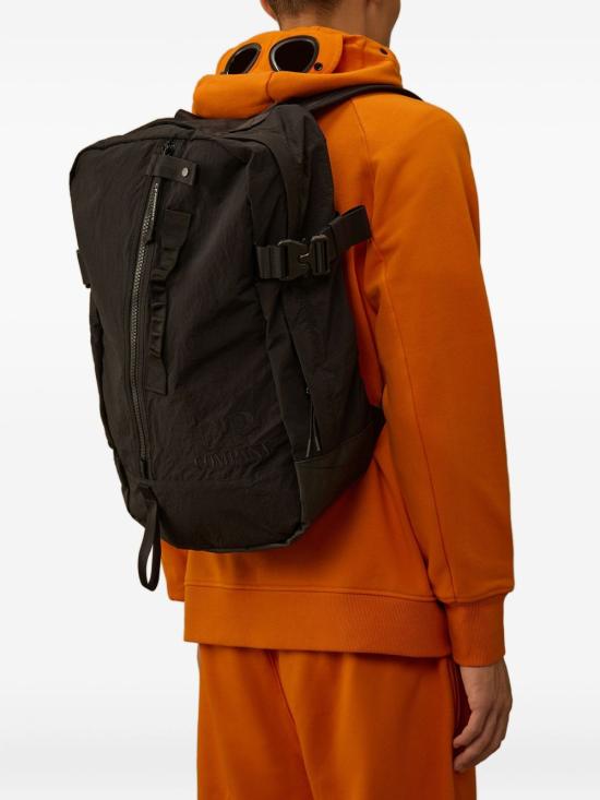 25FW 씨피 컴퍼니 백팩 19CMAC121A110188G 999 Black - C.P. COMPANY