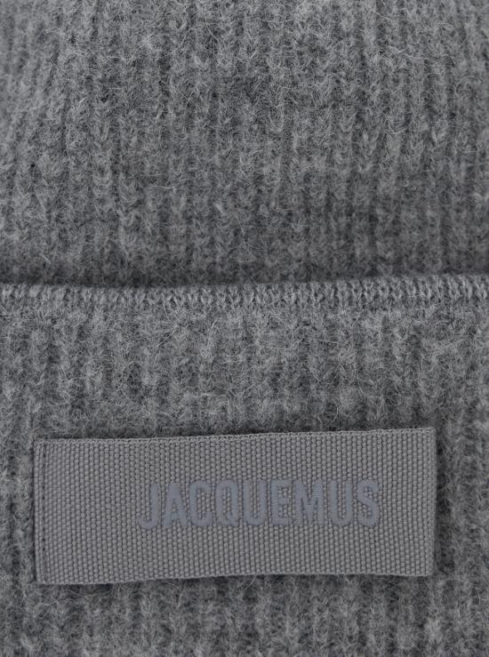 25FW 자크뮈스 이어플랩 캡 ACU00666AK00227970 GREY DOM - JACQUEMUS
