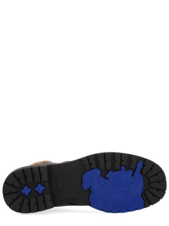 26SS 버버리 레더 로그 컴뱃 부츠 8115599 A1189 BLACK - BURBERRY