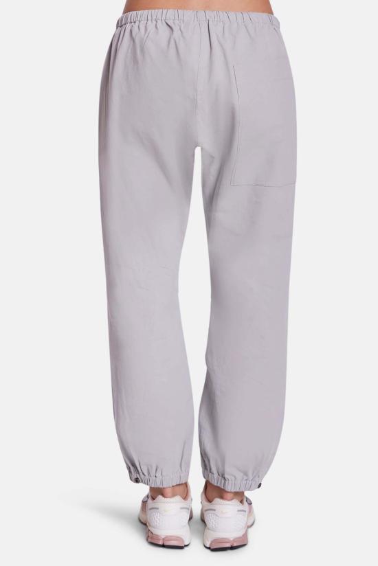  더 타일 클럽 트레이닝/조거 팬츠 타일 클럽 저스틴 패러슈트  스터드 - THE TILE CLUB