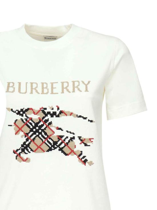 25FW 버버리 크로스 스티치 EKD  코튼 여성 반팔티 8110955 White - BURBERRY