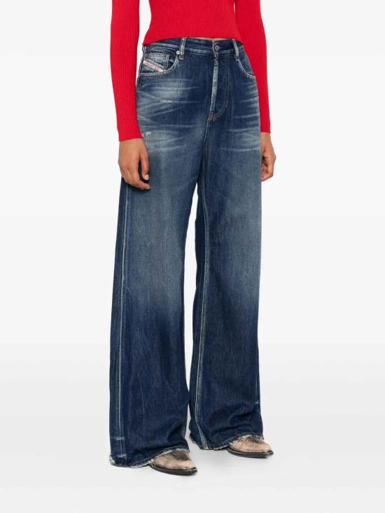  디젤 스트레이트 팬츠 A0692509M0601 Dark Wash - DIESEL