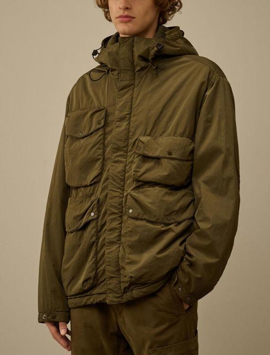 25FW 씨피 컴퍼니 렌즈 와펜 크롬R 포켓 캐주얼 자켓 19CMOW010A005904G683 IVY GREEN DOM - C.P. COMPANY