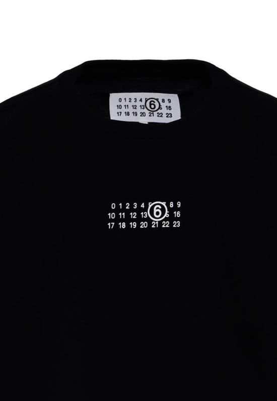 25FW [키즈] MM6 메종마르지엘라 티셔츠 M60908MM04I M6900 BLACK - MM6 MAISON MARGIELA