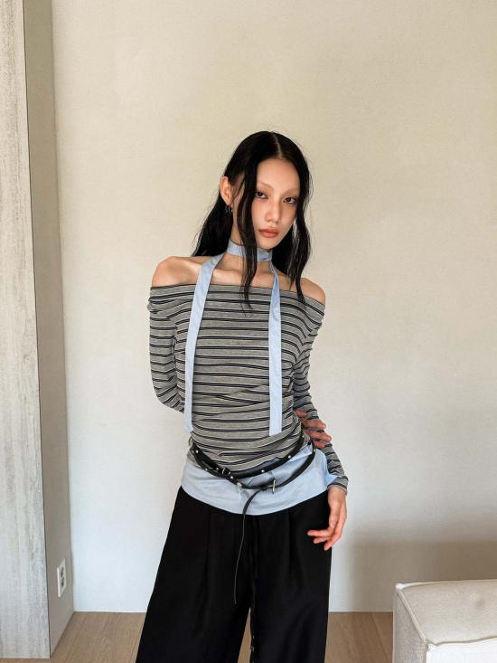  더 엔케이씨 스토어 블라우스 Nkc 스토어 에머리 그레이 스트라이프 탑 - The NKC Store