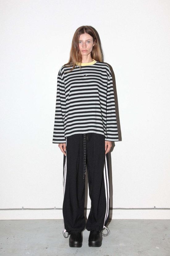  케이코 긴팔 티셔츠 KK Co 피어싱 롱슬리브 박스 티셔츠 스카이 & 미드나잇 - KKCO