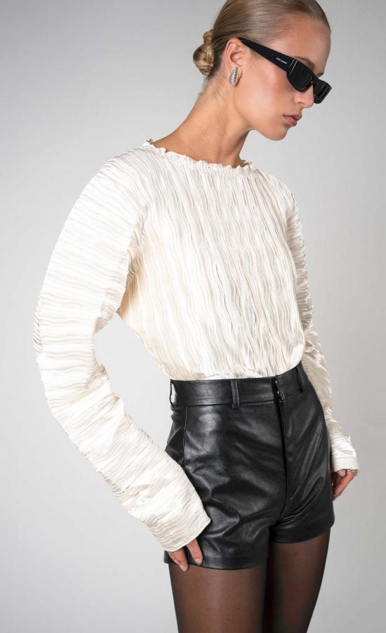  논살란트 레이블 블라우스 논캐런트 라벨 펄라  아이보리