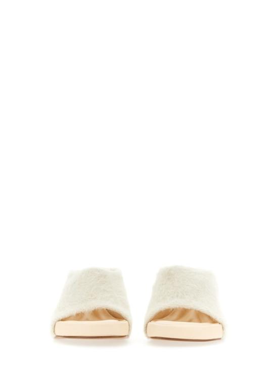  자크뮈스 뮬/슬리퍼 223FO032 2390110 Neutrals - JACQUEMUS