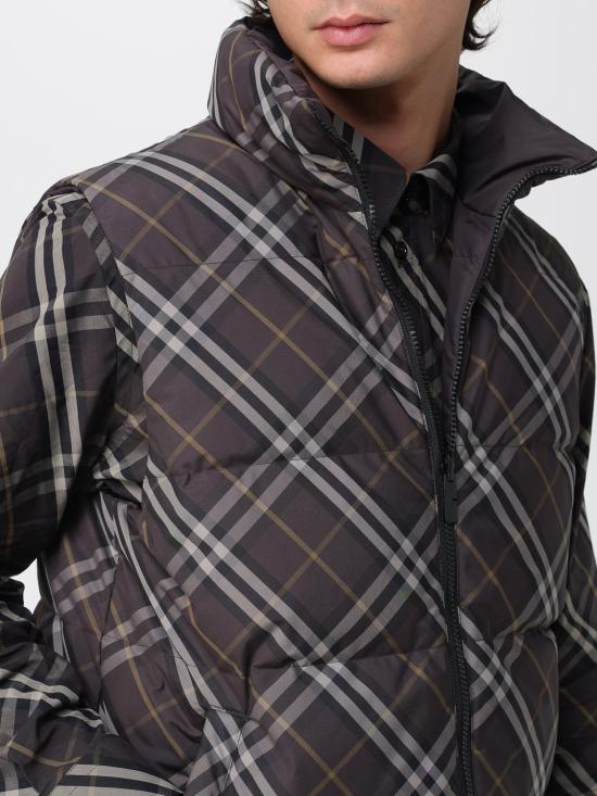 25FW 버버리 리버시블 체크 다운 베스트 8117100 Brown - BURBERRY