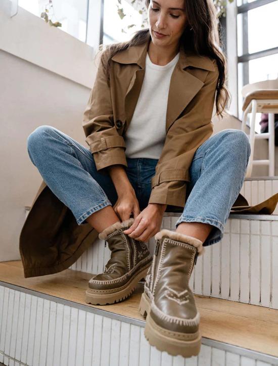  Laidback London 부츠 레이드백 런던 세츠 3.0 페이즐리 자수 앵클  오터/위트 - OTHER BRANDS