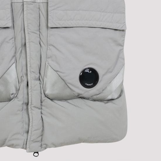 25FW 씨피 컴퍼니 에코 크롬 R 믹스드 후드 다운 질레 19CMVE028A 006369M Grey - C.P. COMPANY