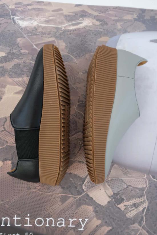  베클리나 Beklina Beatriz 슬립온 뮬/슬리퍼 블랙 - BEKLINA