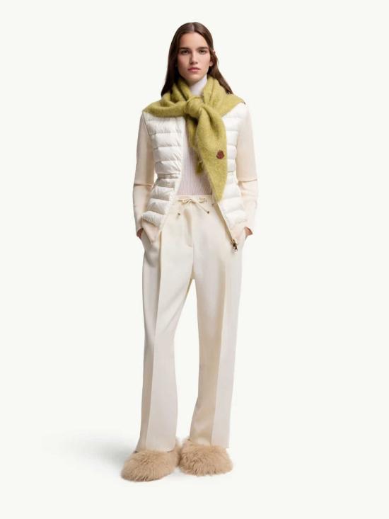 25FW 몽클레어 숏팬츠 K20932A00018598XP 050 Beige - MONCLER