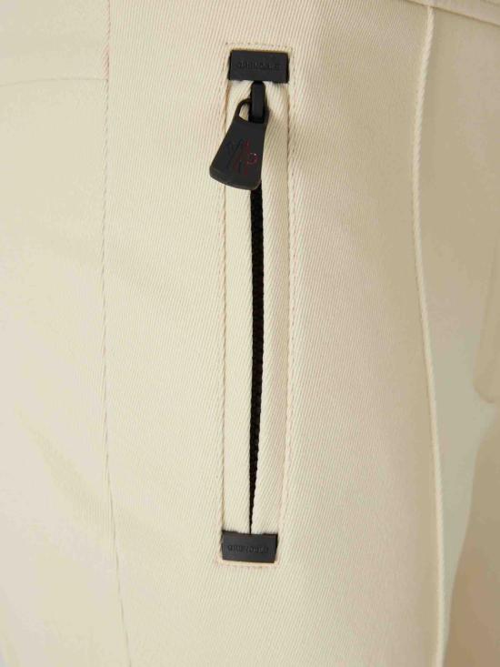 25FW 몽클레어 숏팬츠 K20982A0000153064 200 Beige - MONCLER