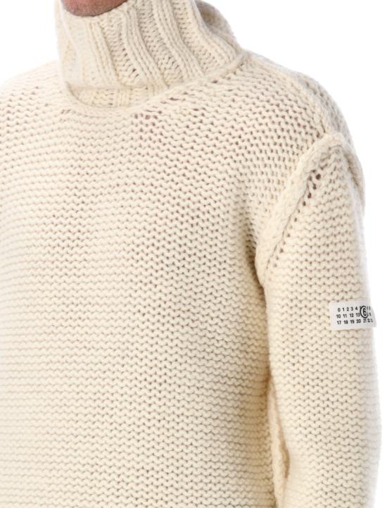 25FW MM6 메종마르지엘라 터틀넥 SH2HA0008M13166101 Neutrals - MM6 MAISON MARGIELA